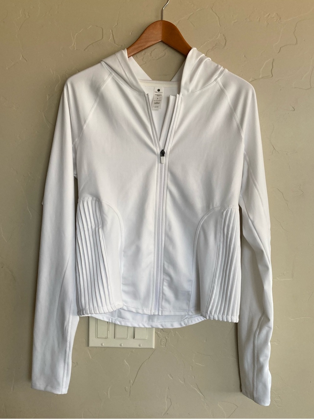 Yogalicious Lux Sweet Escape Hooded Jacket White Activewear